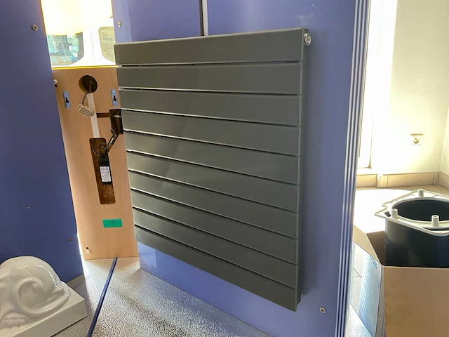 Jaga panel-plus designradiator - afbeelding 1 van  4