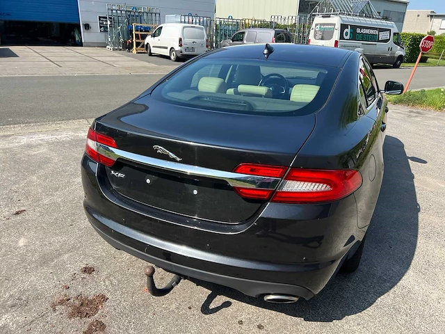Jaguar - 2013 - xf - personenauto - afbeelding 34 van  34