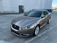 Jaguar - 2016 - xf - xf - personenauto - afbeelding 18 van  24