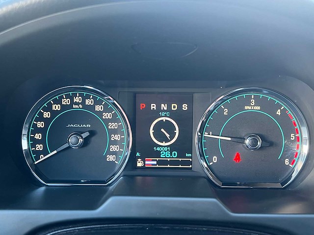 Jaguar - 2016 - xf - xf - personenauto - afbeelding 17 van  24