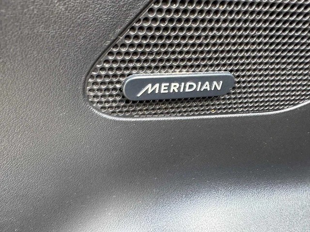 Jaguar - f-pace - car - 2019 - afbeelding 4 van  32