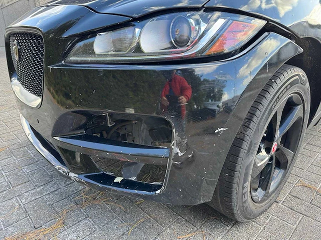 Jaguar - f-pace - car - 2019 - afbeelding 32 van  32