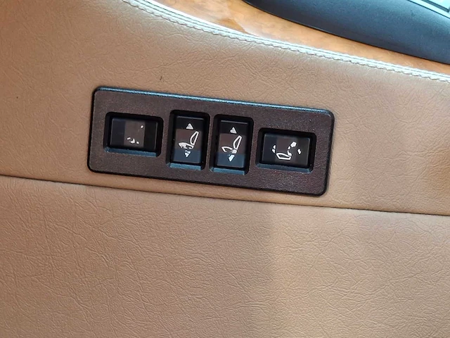 Jaguar - sovereign - xj6 xj40 - oldtimer - afbeelding 20 van  65