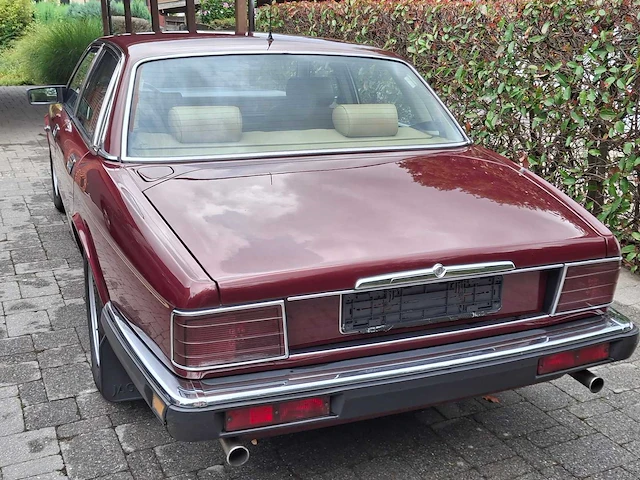 Jaguar - sovereign - xj6 xj40 - oldtimer - afbeelding 45 van  65