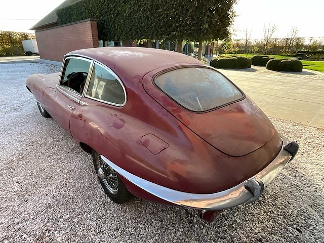 Jaguar 4.2 e-type oldtimer - afbeelding 28 van  32
