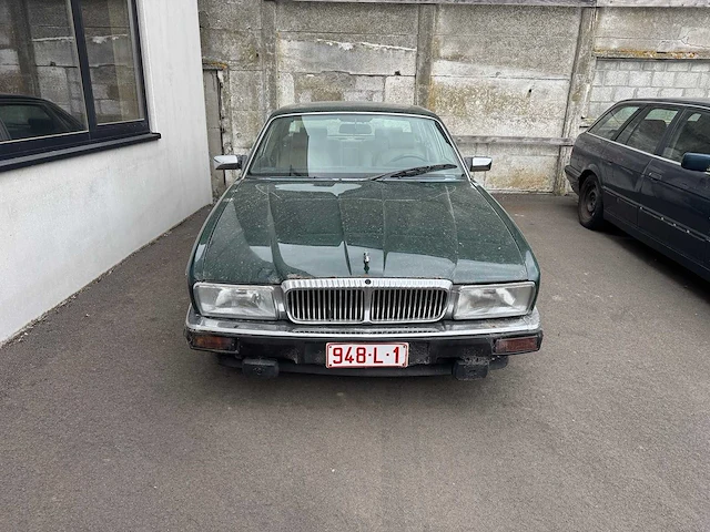 Jaguar daimler xj40 1e eigenaar no reserve - afbeelding 10 van  17