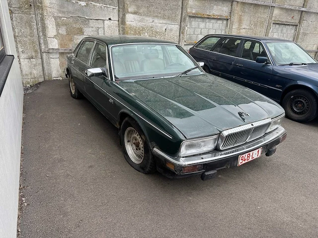 Jaguar daimler xj40 1e eigenaar no reserve - afbeelding 11 van  17