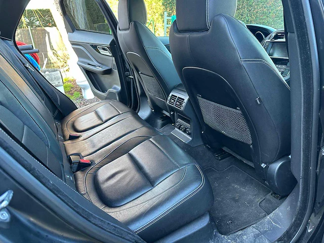 Jaguar f pace, 2018 - afbeelding 16 van  41
