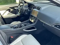 Jaguar f-pace r design 2.0 - afbeelding 11 van  22