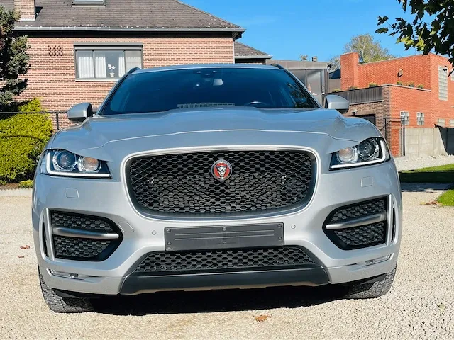 Jaguar f-pace r design 2.0 - afbeelding 17 van  22