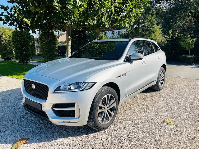 Jaguar f-pace r design 2.0 - afbeelding 19 van  22