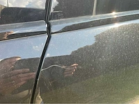Jaguar f-pace suv personenauto - afbeelding 3 van  32