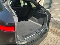Jaguar f-pace suv personenauto - afbeelding 13 van  32