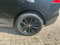 Jaguar f-pace suv personenauto - afbeelding 17 van  32