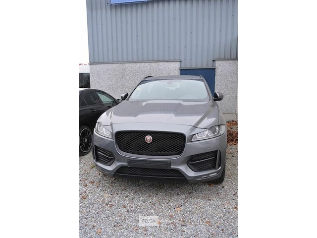 Jaguar f space - afbeelding 12 van  26