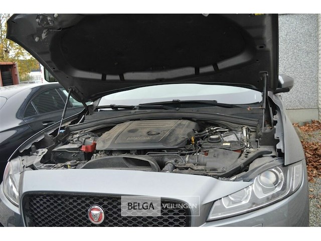 Jaguar f space - afbeelding 24 van  26