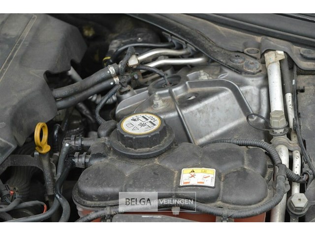 Jaguar f space - afbeelding 25 van  26