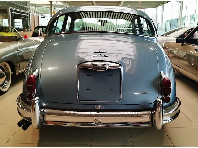 Jaguar mk2 3.8 automatic - afbeelding 23 van  29