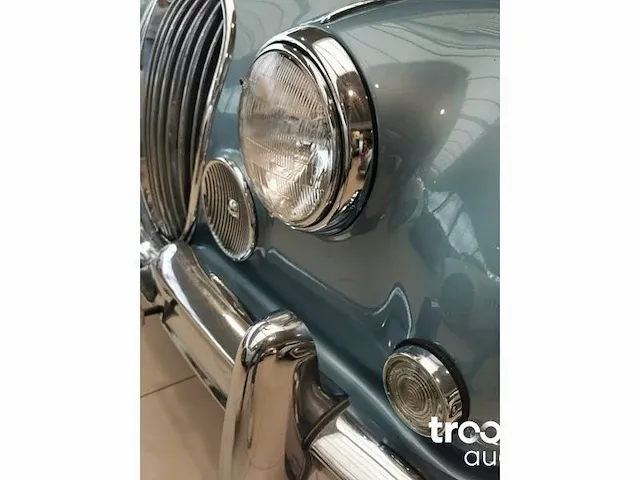 Jaguar mk2 3.8 automatic - afbeelding 28 van  29