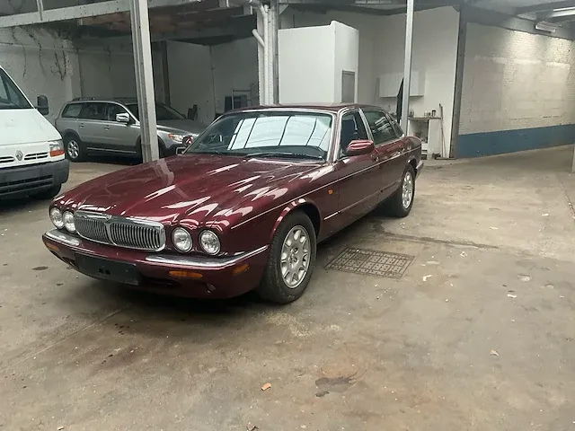 Jaguar sovereign - 1998 - afbeelding 1 van  25