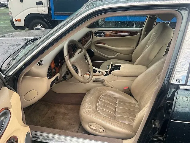 Jaguar sovereign v8- 1999 - afbeelding 2 van  25