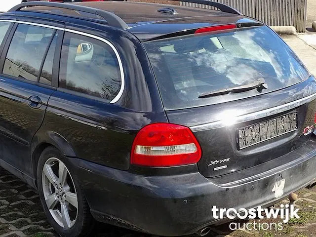 Jaguar x-type estate 2.5 v6 'executive' - afbeelding 4 van  56
