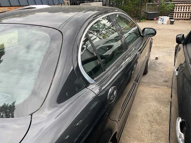 Jaguar x-type personenauto - afbeelding 11 van  13