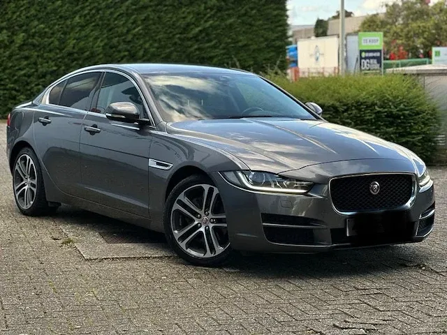Jaguar xe, 2016 - afbeelding 17 van  23