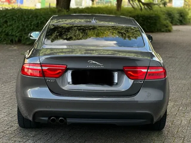 Jaguar xe, 2016 - afbeelding 18 van  23