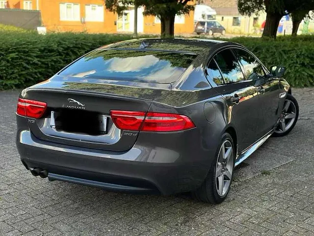 Jaguar xe, 2017 - afbeelding 19 van  23