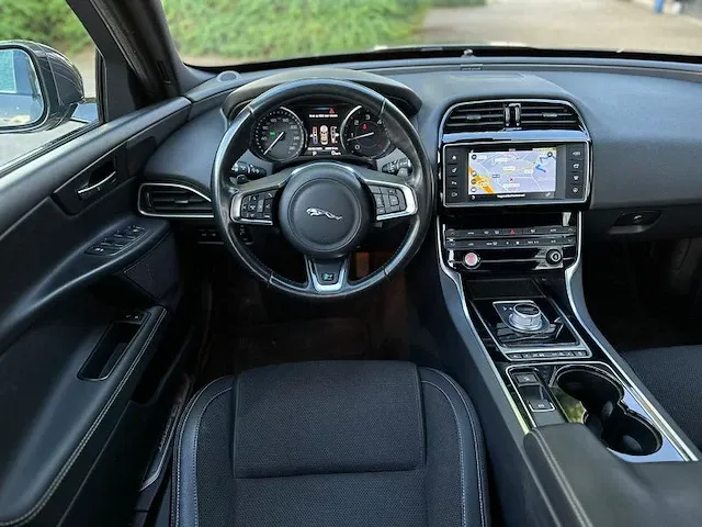 Jaguar xf, 2016 - afbeelding 10 van  12