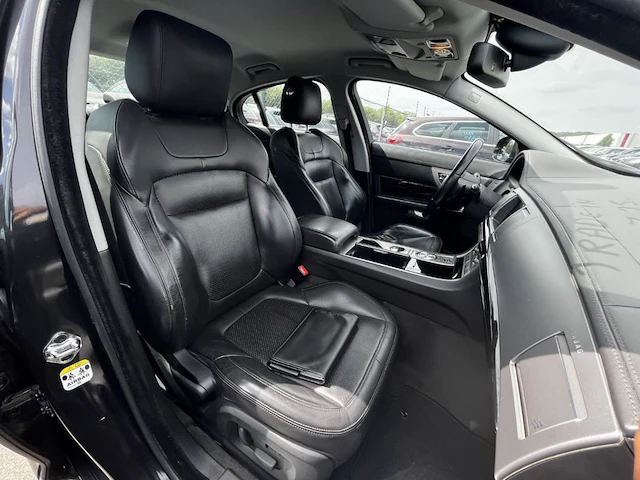 Jaguar xf 3.0 turbo v6 business edition dpf 211 at,2011 - afbeelding 13 van  23