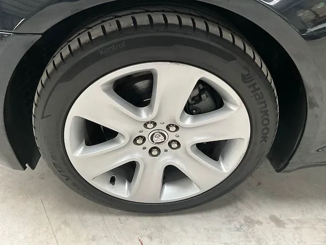 Jaguar xf - afbeelding 14 van  43