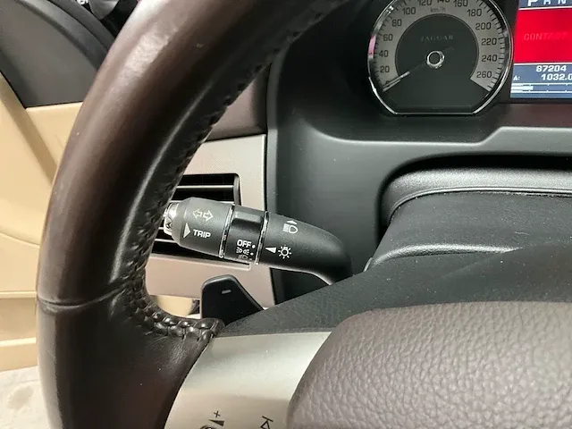 Jaguar xf - afbeelding 21 van  43