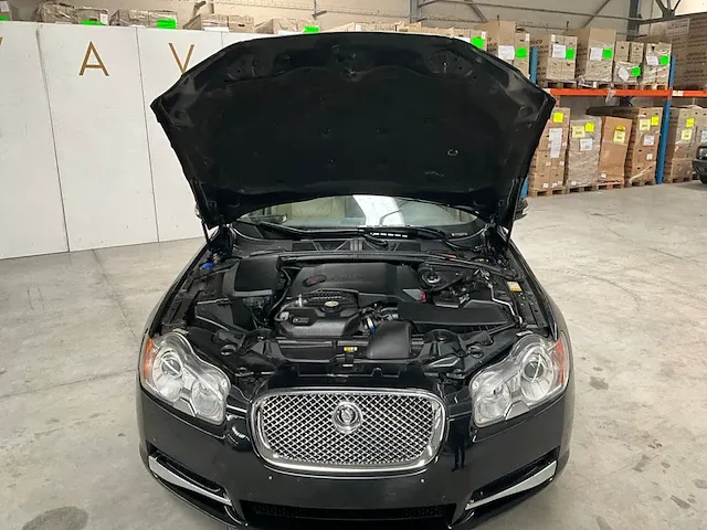 Jaguar xf - afbeelding 29 van  43