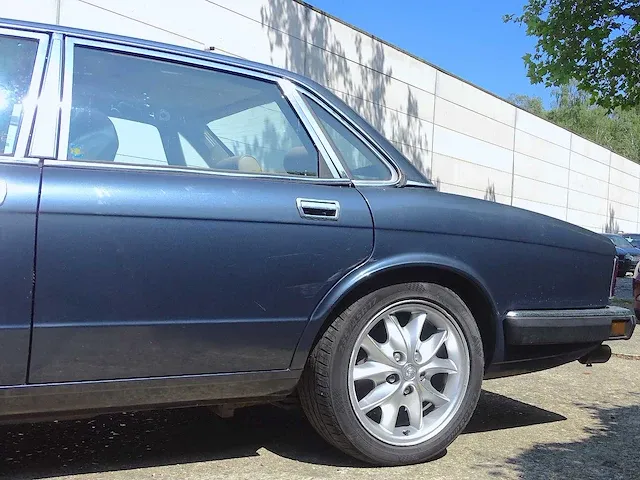 Jaguar xj (40) sovereign 3.6 - afbeelding 3 van  50