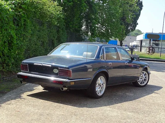 Jaguar xj (40) sovereign 3.6 - afbeelding 34 van  50