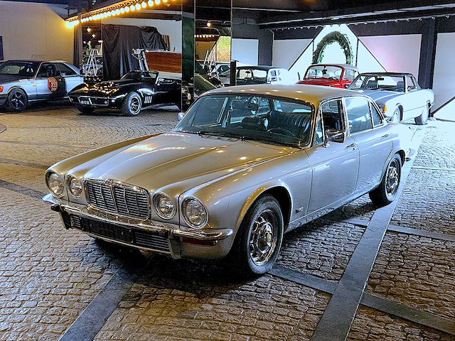Jaguar xj 4.2 automatic benzine 1978 (marge) - afbeelding 1 van  1