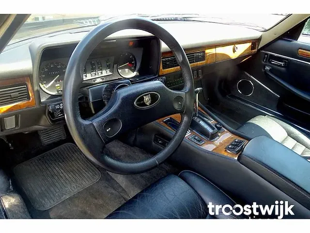 Jaguar xj-s convertible v12 - afbeelding 19 van  40