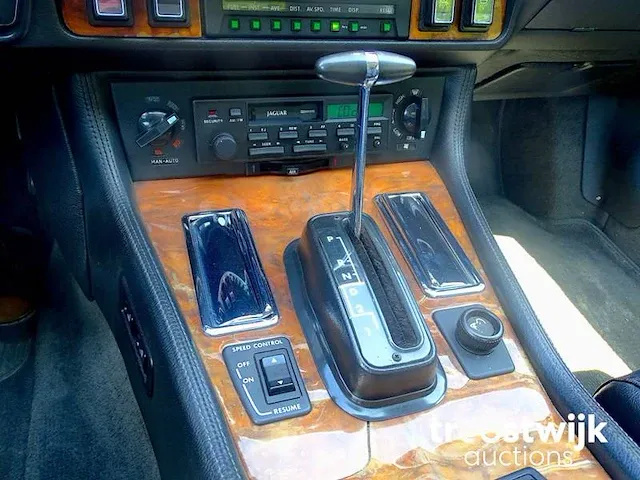 Jaguar xj-s convertible v12 - afbeelding 21 van  40