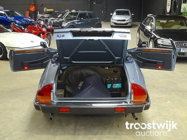 Jaguar xj-s v12 - afbeelding 24 van  46