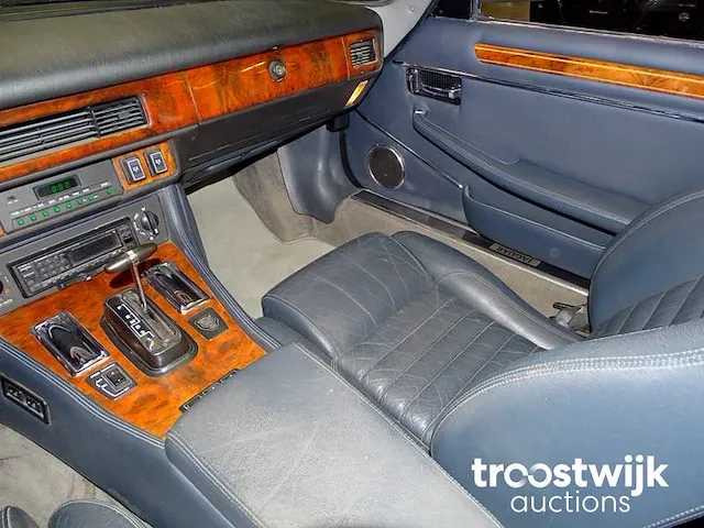 Jaguar xj-s v12 - afbeelding 33 van  46