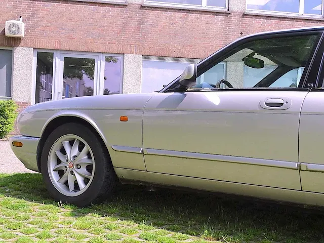 Jaguar xj v8 'executive', 07-fk-gh - afbeelding 2 van  55