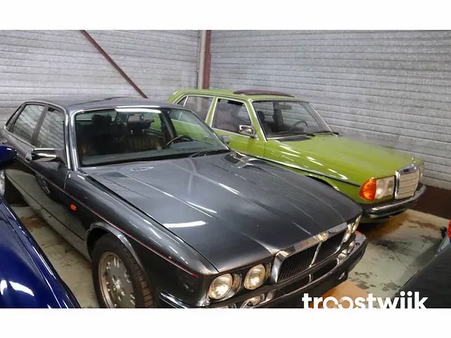 Jaguar xj40 '81' v12 - afbeelding 33 van  39