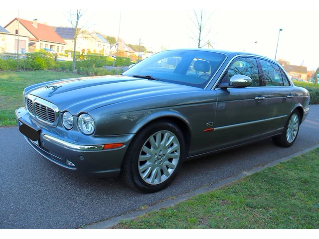 Jaguar xj6 3.0 sovereign benzine 2003 (marge) - afbeelding 1 van  1