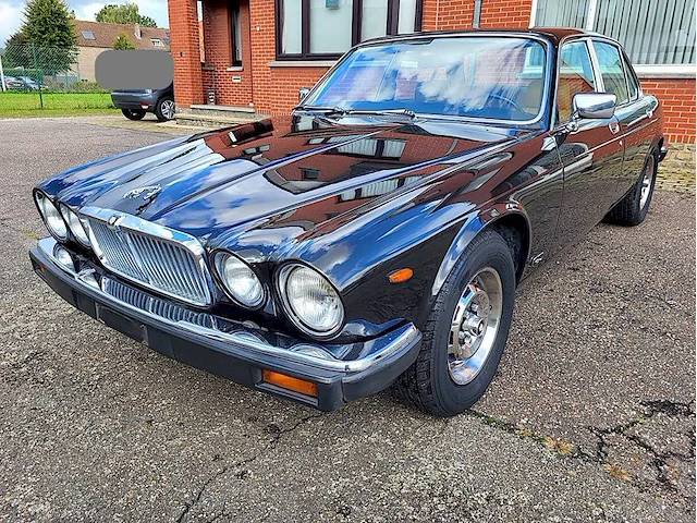 Jaguar xj6 4.2 manual 5-speed (marge) - afbeelding 1 van  1