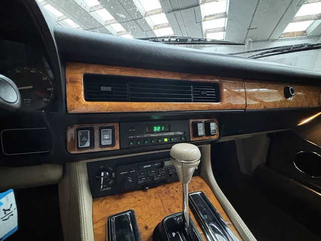 Jaguar xjs - afbeelding 6 van  24