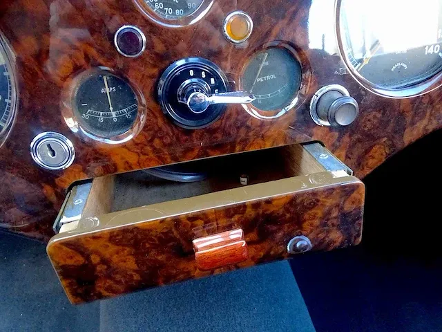 Jaguar xk140 fixed head coupé se 'motor-competition' - afbeelding 32 van  55