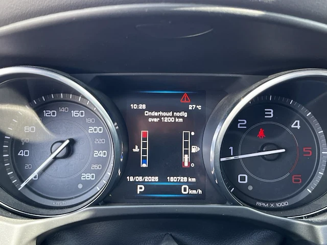 Jaguar,xe,2017 - afbeelding 23 van  24
