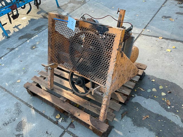 Jammaerd gedragen cardan aangedreven luchtcompressor - afbeelding 2 van  4